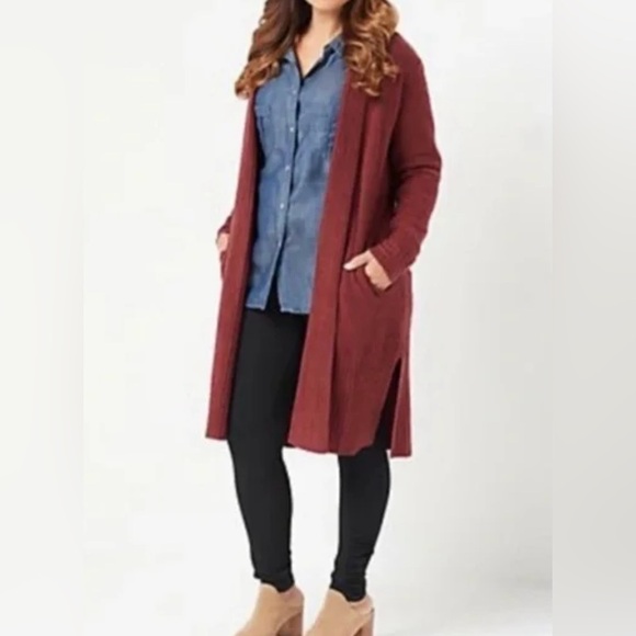 Barefoot Dreams CozyChic Lite Catalina Long Cardigan Sweater, Size Large, Garnet - Picture 3 of 10
